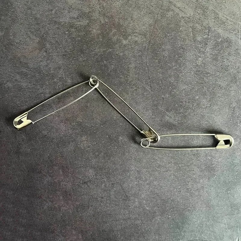 การเชื่อมโยงคลิป Magic Tricks Visual สามการเชื่อมโยง Pins การเจาะคลิป Magia Close-up Street Illusions ลูกเล่น Mentalism Props