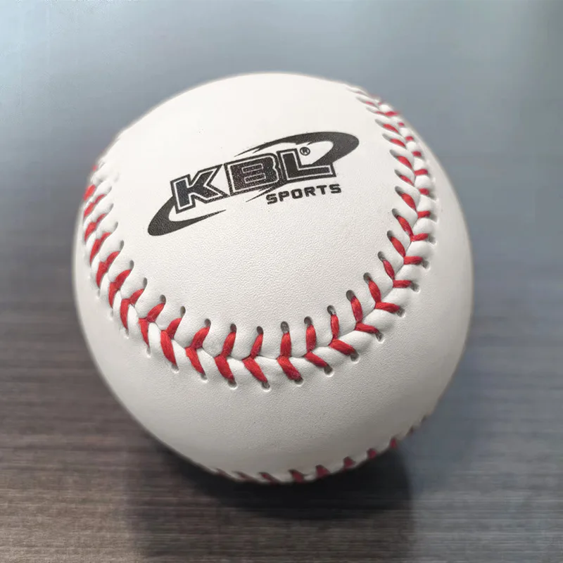 Standardowy 9-calowy baseball Twardy trening baseballowy Miękka guma Gra w baseball Praktyka rzucania na świeżym powietrzu Artykuły do ​​​​bejsbolu softballowego