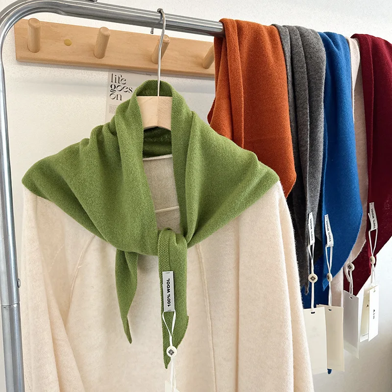 

100% Wool Triangle Scarf Women's Solid Color Neck Warmer Autumn Winter Warm Versatile Soft Dongdaemun Scarf Korea