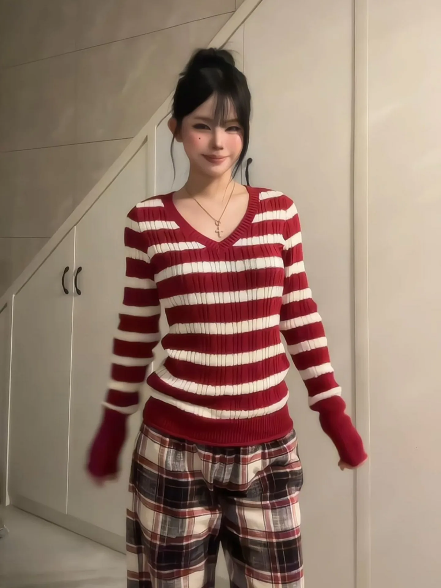 

Корейский длинный свитер в полоску с V-образным вырезом, женский ранний осенний новый высококачественный красивый тонкий топ