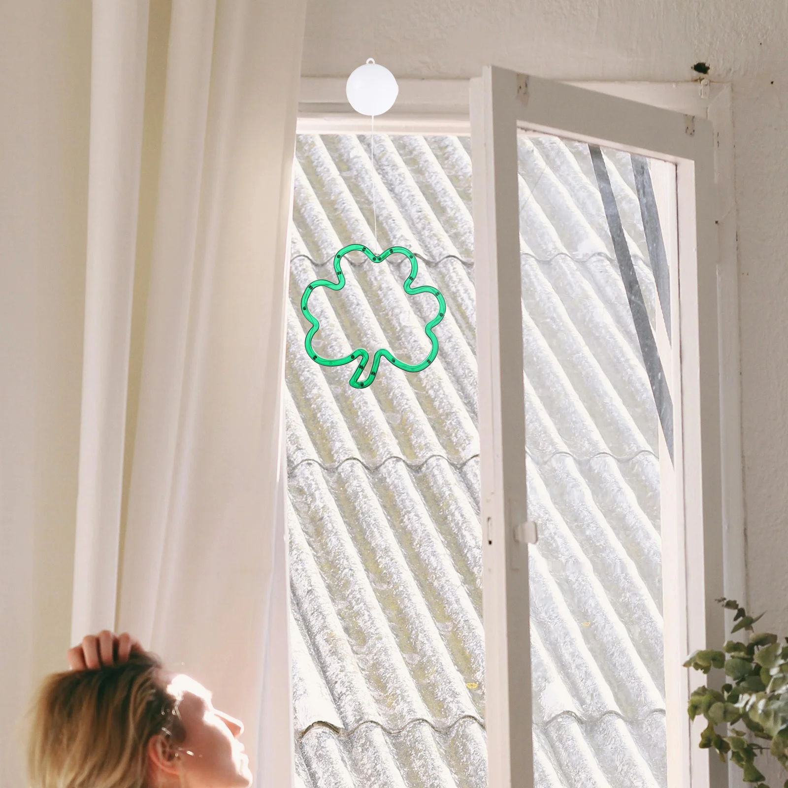 Green Shamrock Light Favor Power Operated Window Lights Without Adhesive