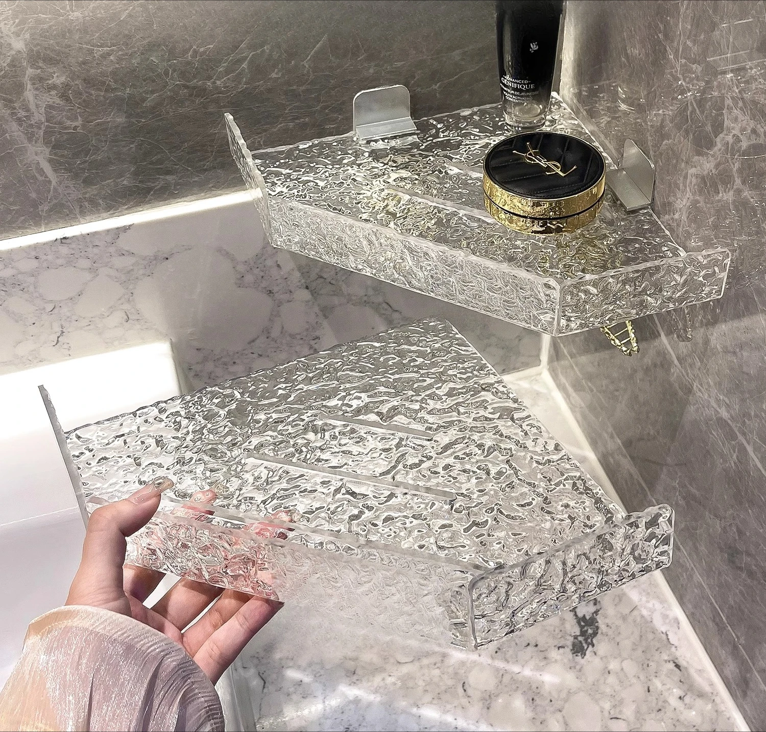 

Bathroom rack No punching acrylic bathroom toilet toilet hand washing table wall hanging triangular storage rack