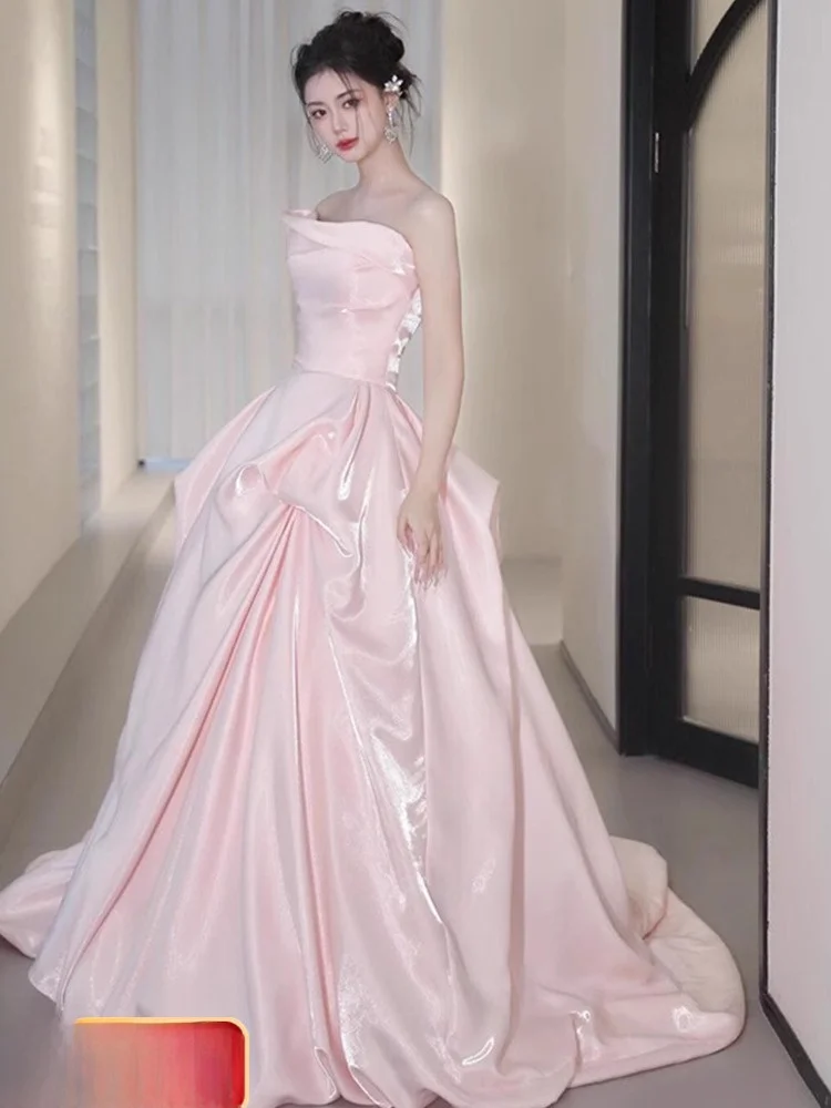 Deslumbrante Vestido de Noite Rosa de Cetim para Madrinhas 2025 Novo Estilo Vestido de Casamento Longo Sem Mangas Formal para...