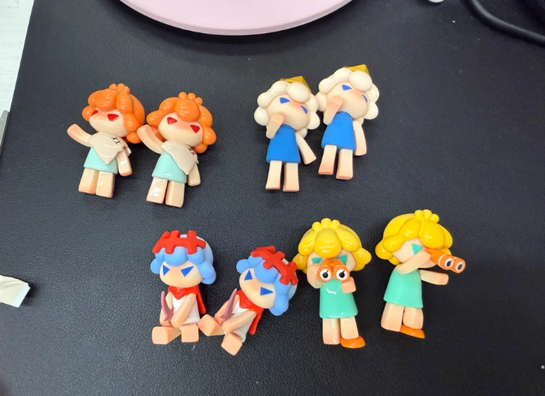 

Heyone SOLY-MINI Full Personality Cute Beans Figure 2024 New Style Desktop Decoration Toy Collectible Gift For Girls Young Women