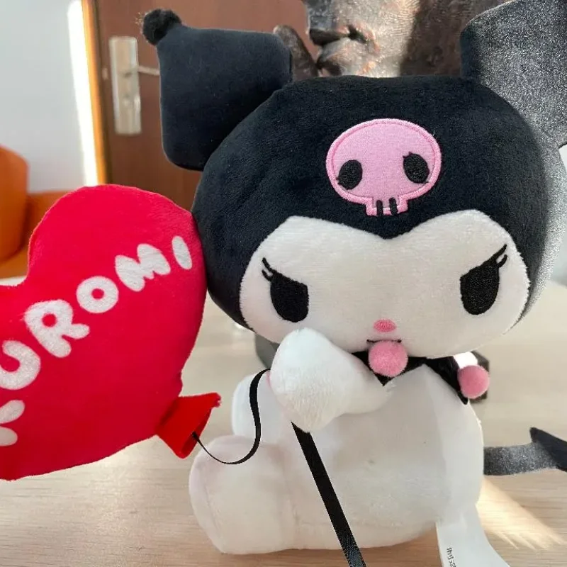 Urocza pluszowa zabawka Sanrio Kuromi, słodka, marzycielska seria parku rozrywki, pluszowa lalka, zawieszka do plecaka, prezent na festiwal dla dziewczynki anime.