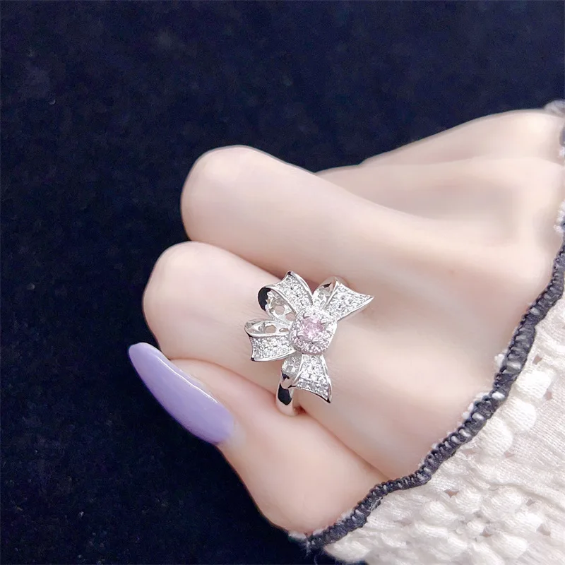 خواتم على شكل فيونكة من الماس بالكامل على الطراز الحلو للنساء من الفضة الطازجة والرائعة عيار 925 مرصعة بالأحجار الكريمة الوردية مجوهرات الخطوبة والزفاف