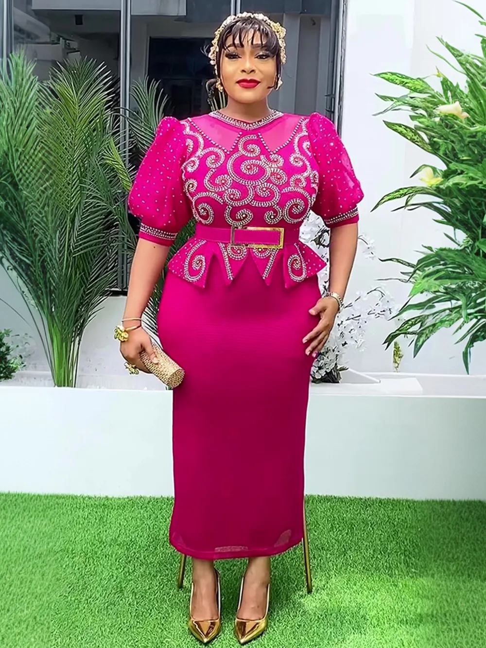 

Elegant Diamond-Encrusted Puffed-Sleeve High-Waist Hip Dress for Plus-Size Women Fashionable And Stylish Plous-Wear