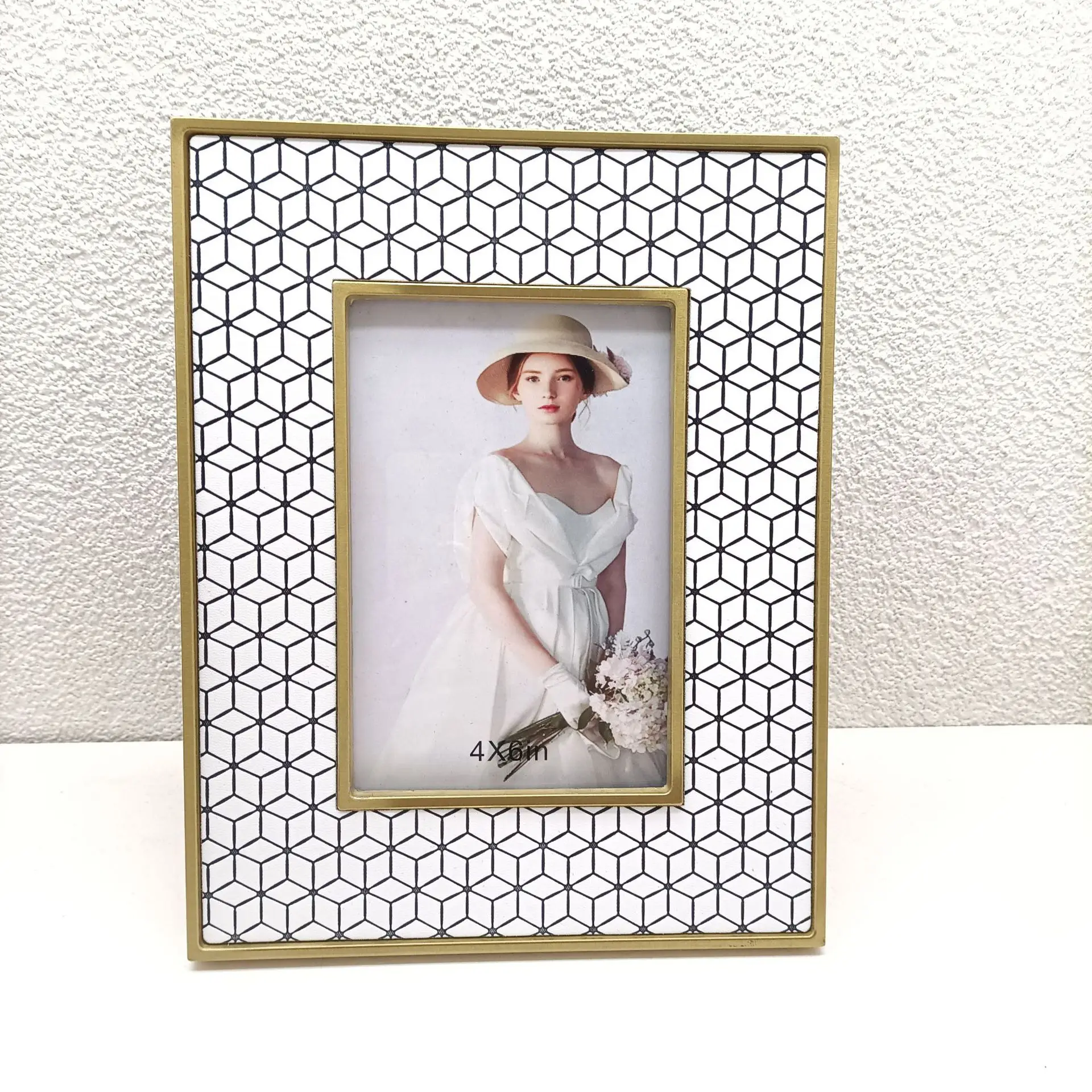 European Fashion Metal Leather Photo Frame Office Desktop Decoration