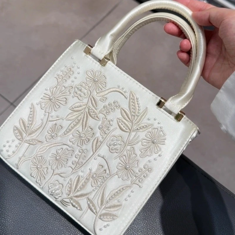 

Fashionable Pearl Embroidered Square Handbag 2025 Autumn New Banquet Clutch Bag Gold Chain Single-shoulder Bag Bolsa Feminina