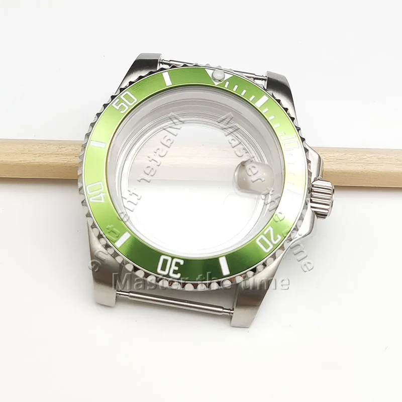 Stainless Steel Watch Case Suitable for Japanese NH35/NH36 Movement with Transparent Bottom Cover