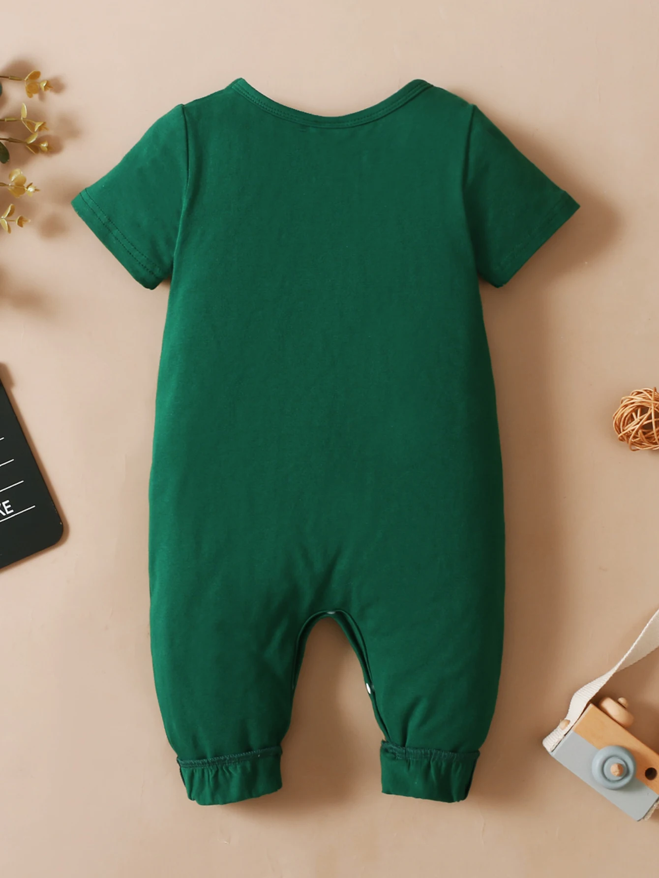 0-12 Months Baby girl  Green Cartoon Printed short Bodysuit Newborn Summer Short sleeved Bodysuit Baby clothing