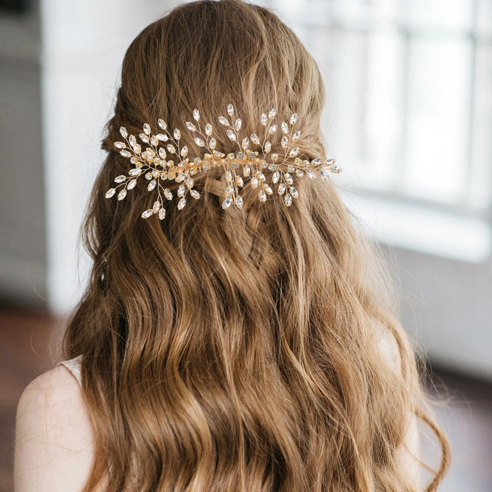 

Bridal Hair Comb Short Rhinestone Wedding Accessory for Bridesmaids Elegant Hairstyle Decor Lightweight Prom
