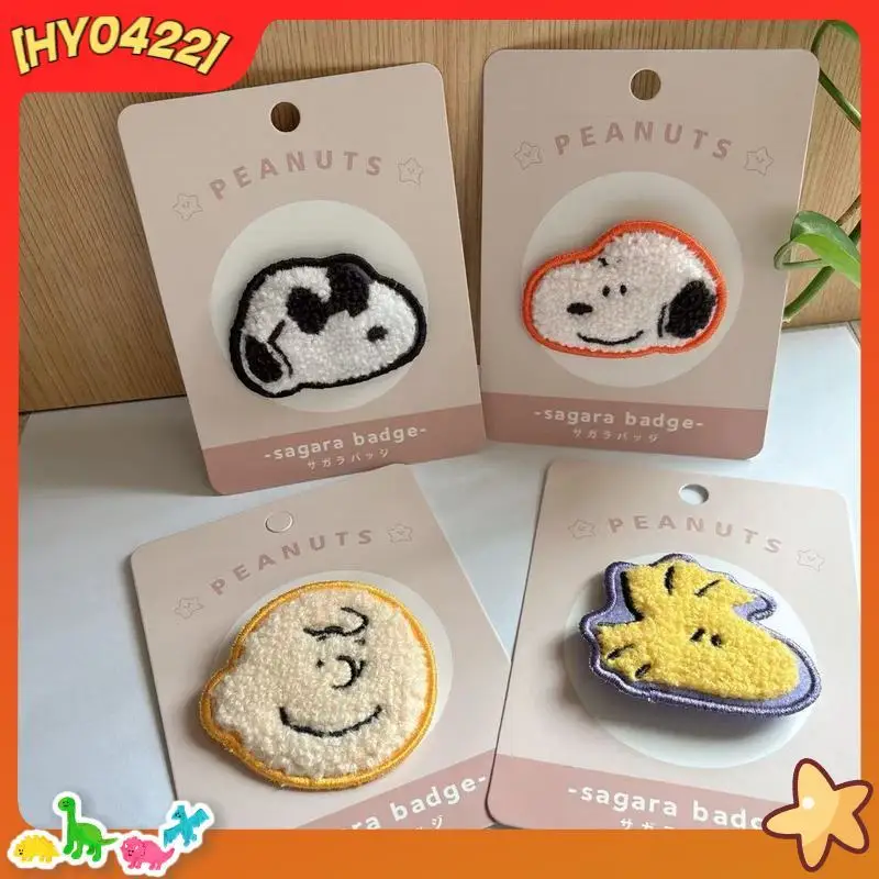 

New Snoopy Chenille Embroidered Brooch Woodstock Cute Badge Lapel Pin For Bag Hat Clothing Accessory Baji Brooch Gift