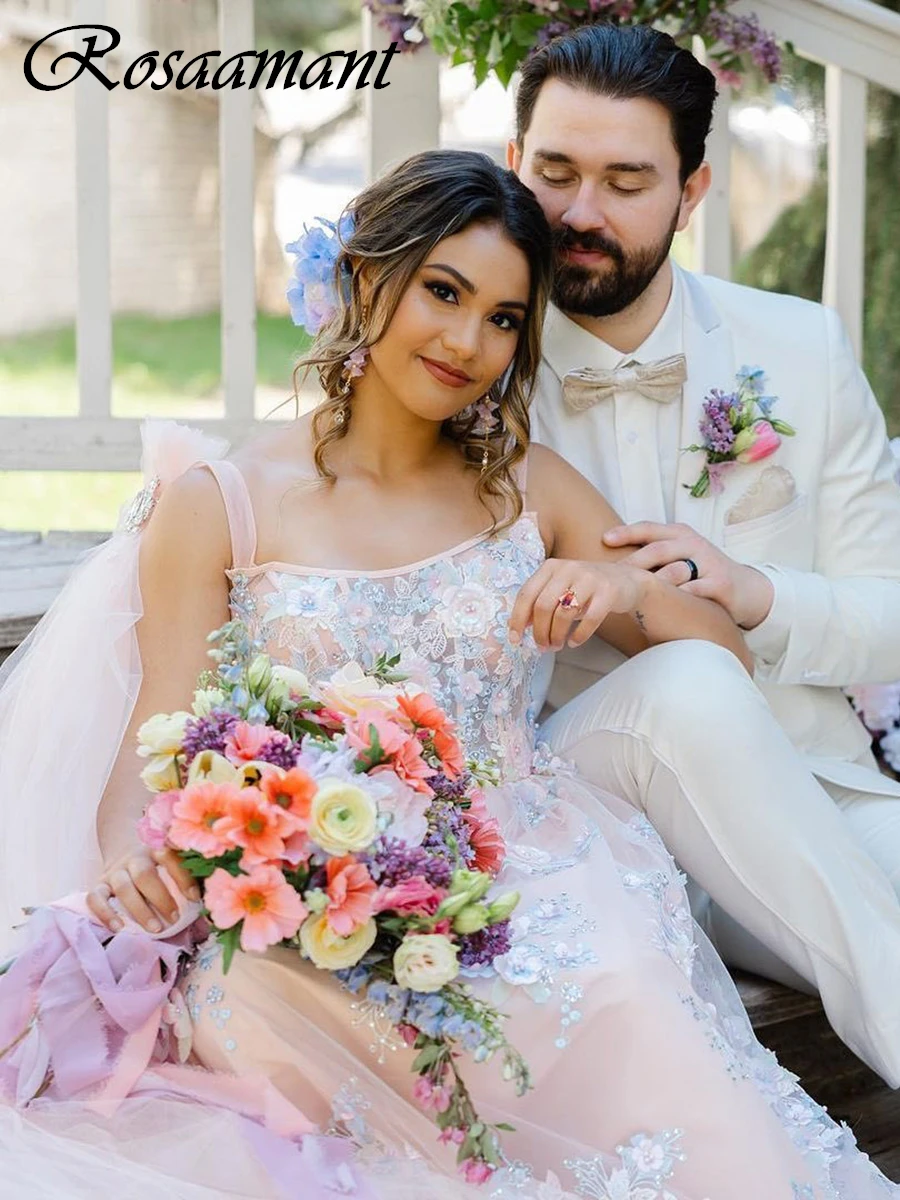 Luz rosa sem mangas vestidos de casamento, cintas de espaguete, pérolas a linha, vestidos de noiva florais 3D