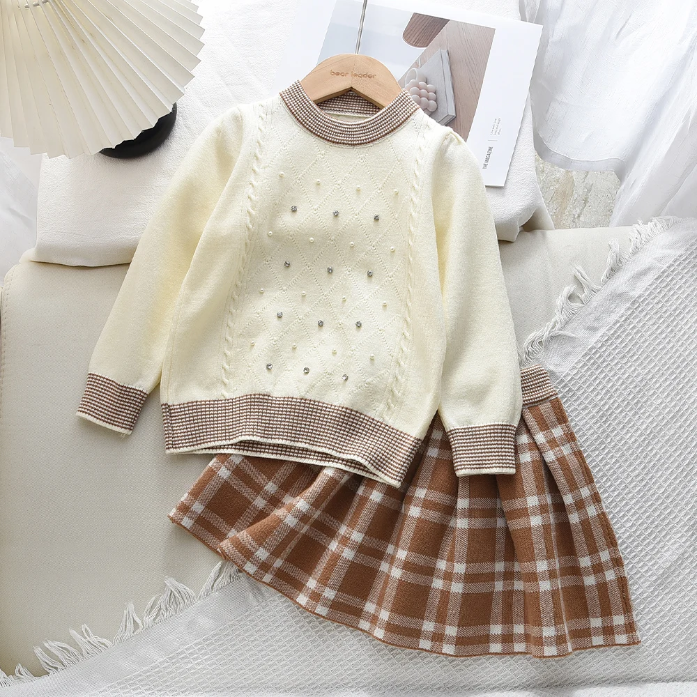 Autumn and Winter College Style 4 5 6 7 -year-old Girl Knitted Suit with Pleated Lace Top and Plaid Skirt Two-piece Set