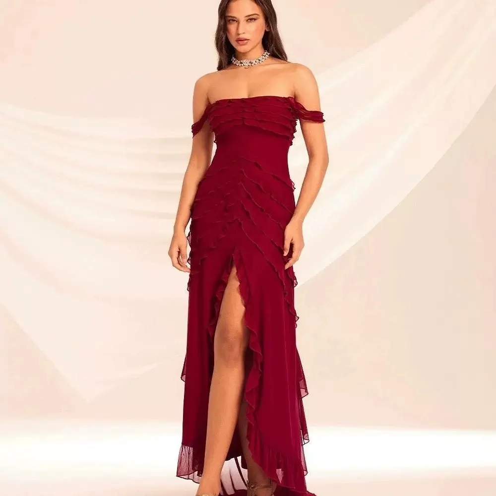 

Женское платье 2026: Новинка лета, сексуальное, тонкое, полупрозрачное, с открытыми плечами, красное, с асимметричным вырезом на талии, модное, без спинки, на шнуровке, с вырезом-лодочкой