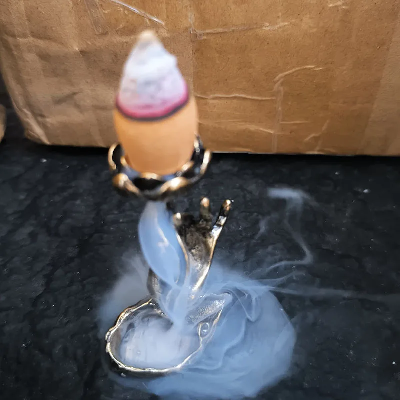 1-teiliges kleines Buddha-Rückfluss-Räuchergefäß aus Metall, Sandelholz, Kupferkegel, Räuchergefäß, Lotus, Mini-Heimdekoration, Ornamente