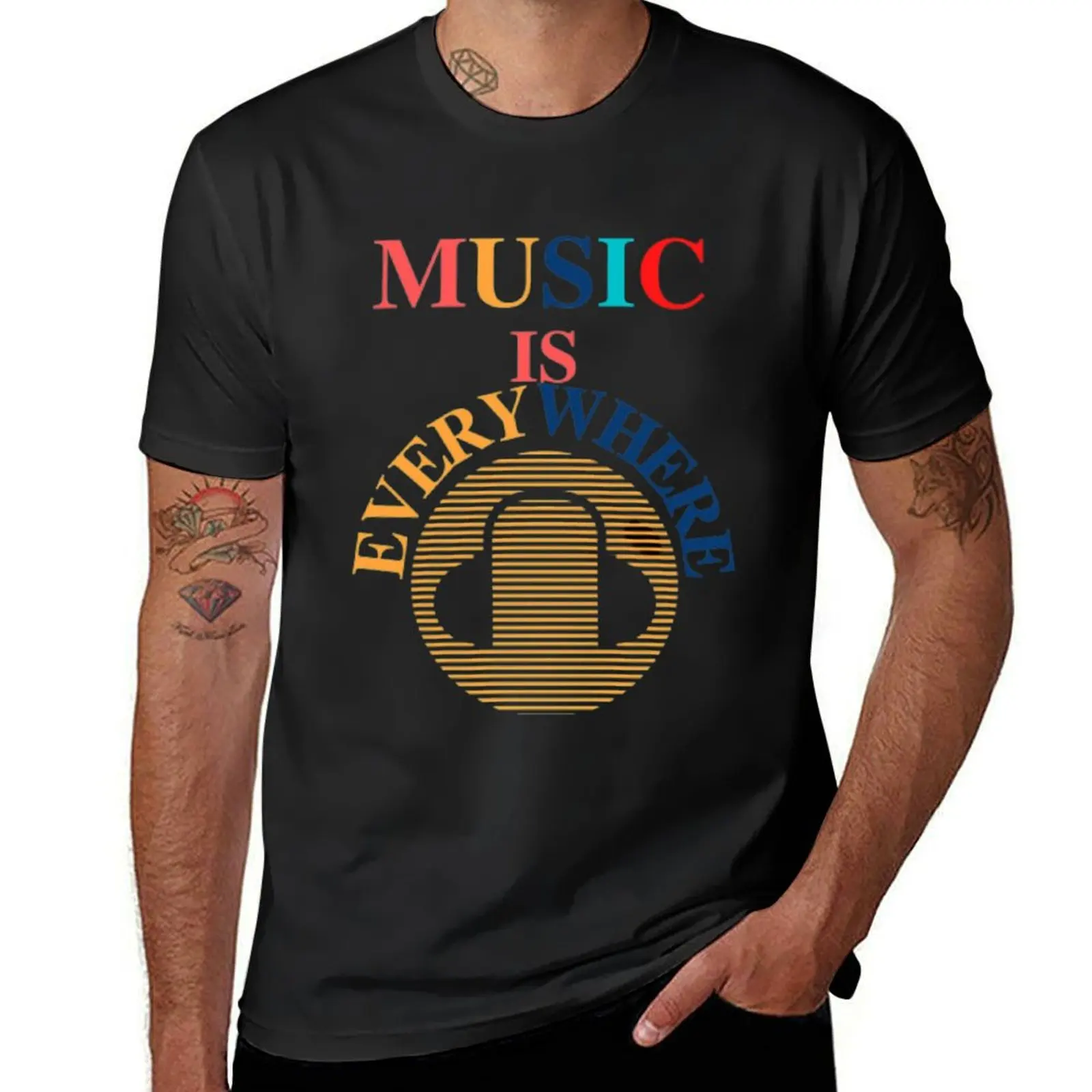 Music is everywhere T-shirt oversized aesthetic clothes sweat Aesthetic clothing tshirts for men