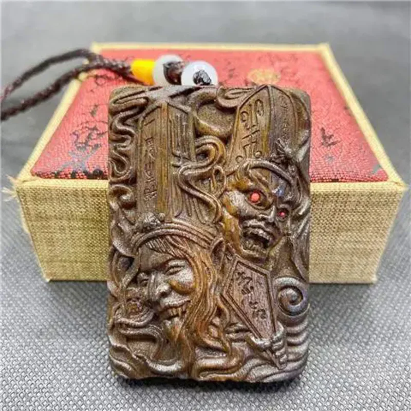 Black-and-white Impermanent Carved By Agarwood At The Sight of Making Money In The World Is Peaceful and Safe bring in wealth