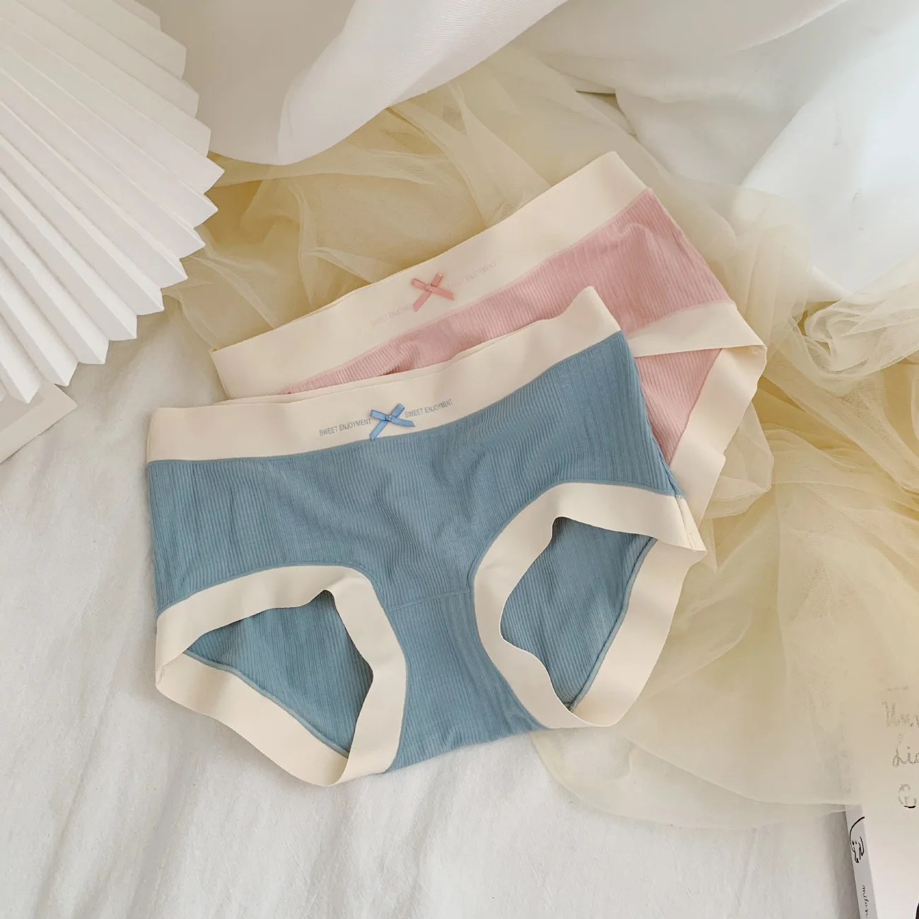 8pcs Autumn and winter new women's panties seamless modal thread nude silky high elastic girl underwear mid-waist girls ladies