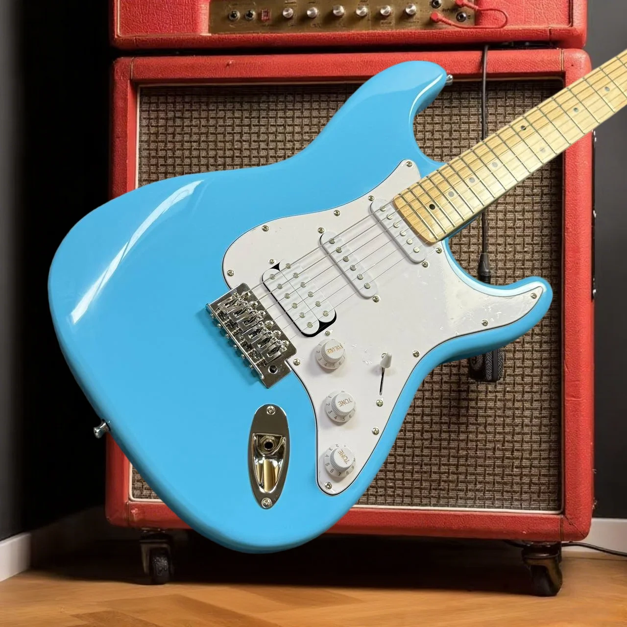 

Синяя электрогитара STS Fortune с корпусом из павловнии, грифом из клёна, фиксированным бриджем, подарок на Новый год, бесплатная доставка