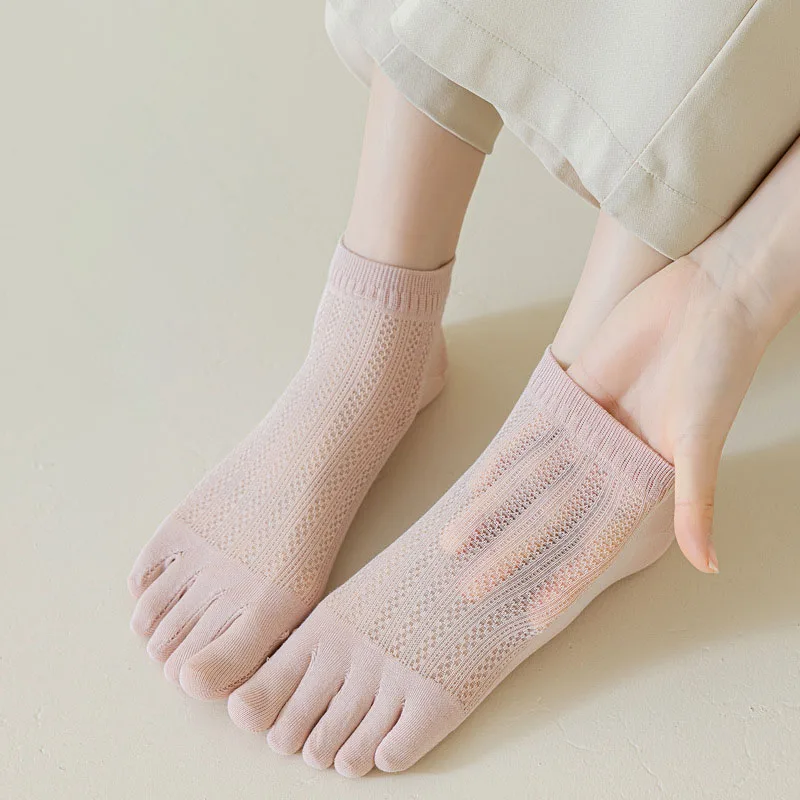 Spring Summer Mesh Breathable Short Five Finger Socks For Women Sweat-absorbing odor resistant Ankle Socks 5 Toe Split Toe Socks