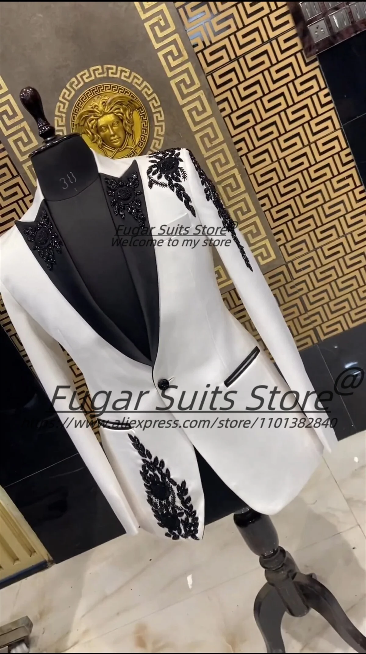 Royal Hand embroidered White Groom Wedding Tuxedos2Pcs Sets Customized Slim Fit Peak Lapel Male Prom Blazers Classic Ropa Hombre