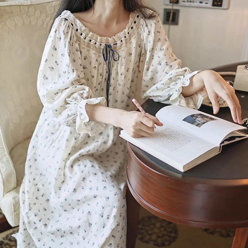 Women Sweet Printed Full Sleeves Nightdress Vintage Lace Round Neck Long Nightgowns Loose Design 100% Cotton Nightie Sleepwear