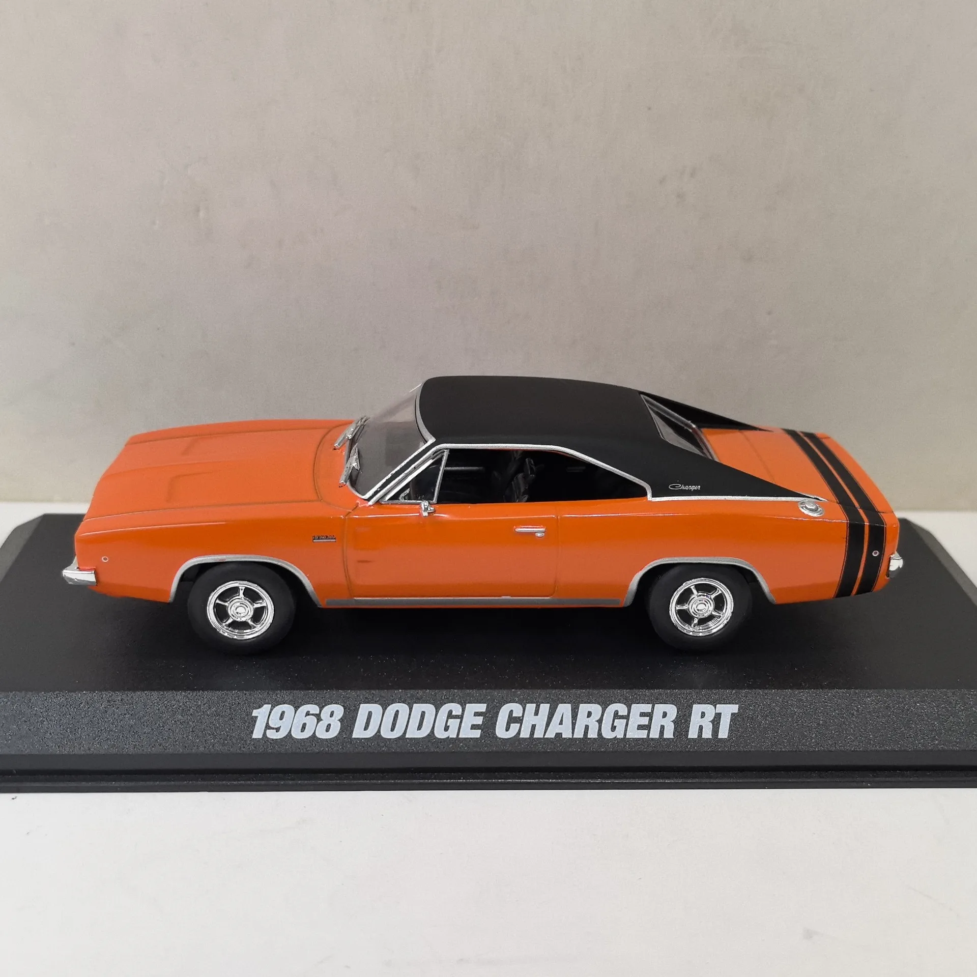 Box Cracking Diecast Green Light 1/43 Scale Doodle Charger RT 1968 2x Alloy Car Model