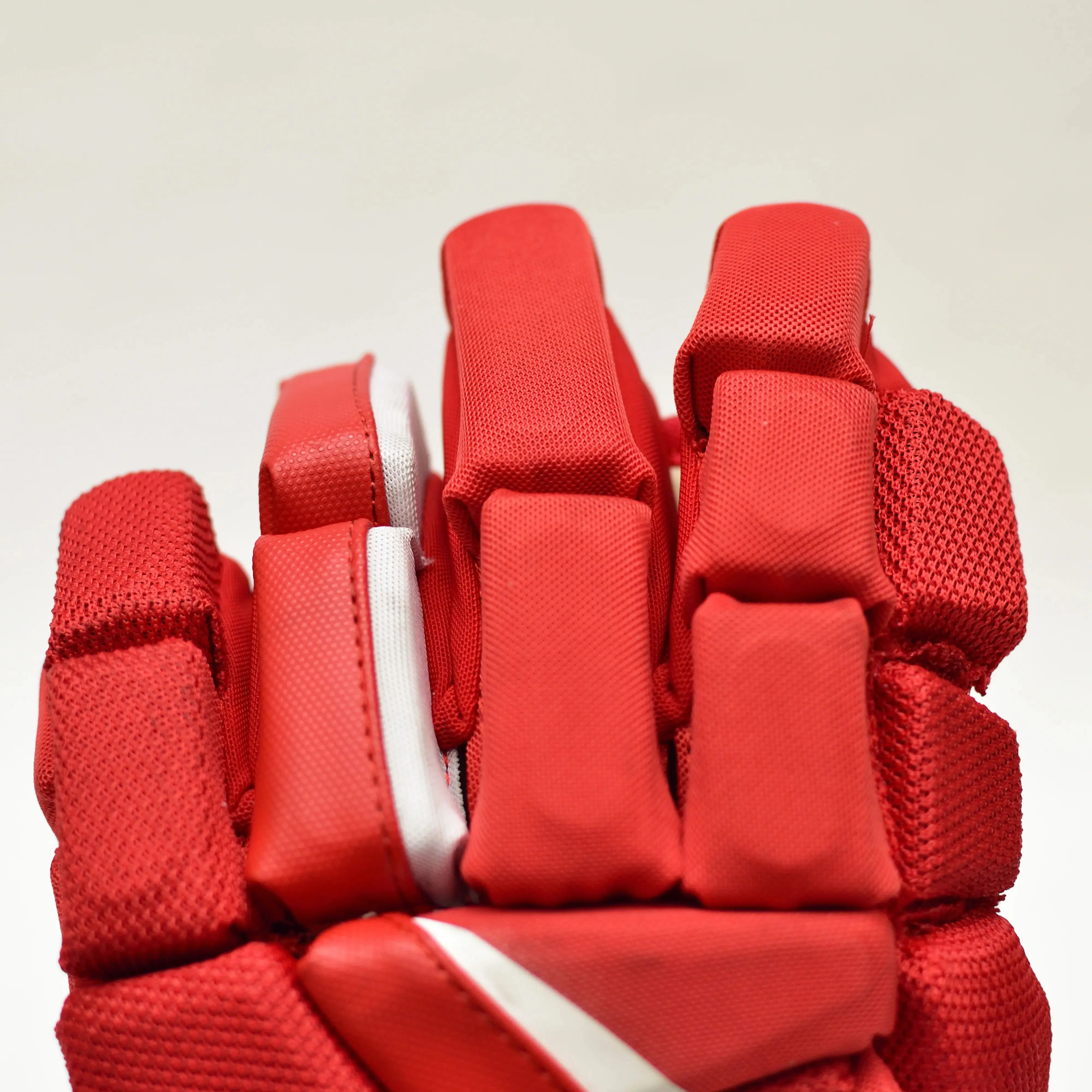 [1-pairs][FT6]New Ice Hockey Gloves BAU Brand FT6 14\