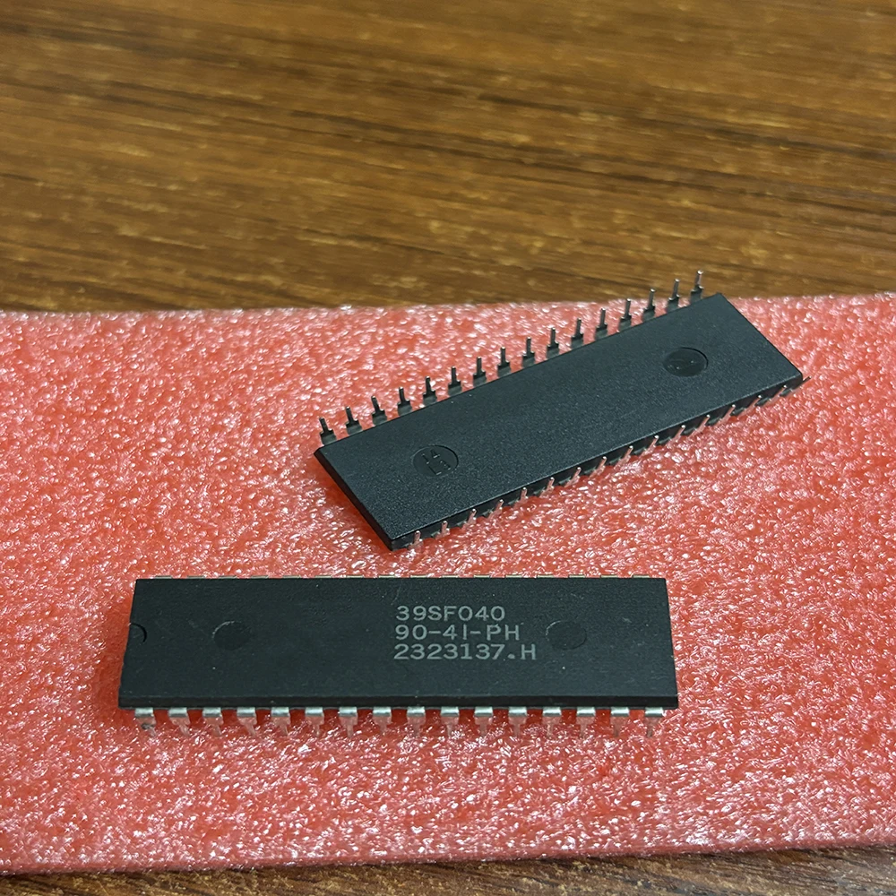 5pcs/lot SST39SF040-90-4I-PHE SST39SF040-90-4I-PH SST39SF040 39SF040 DIP-32  In Stock