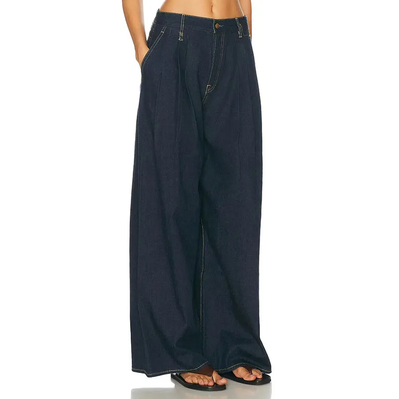 Lady washes jeans. 2026 new style casual versatile wide-leg pants, high-quality loose straight-leg pants, Y2K style.