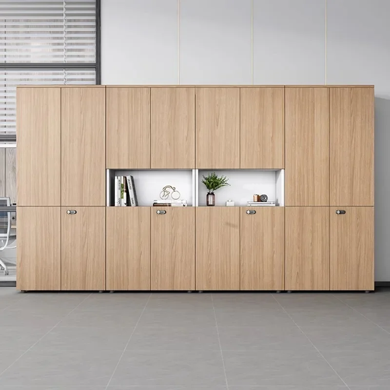 Classeurs, casiers de données, armoires de sécurité du sol au plafond en bois avec serrures, bureaux