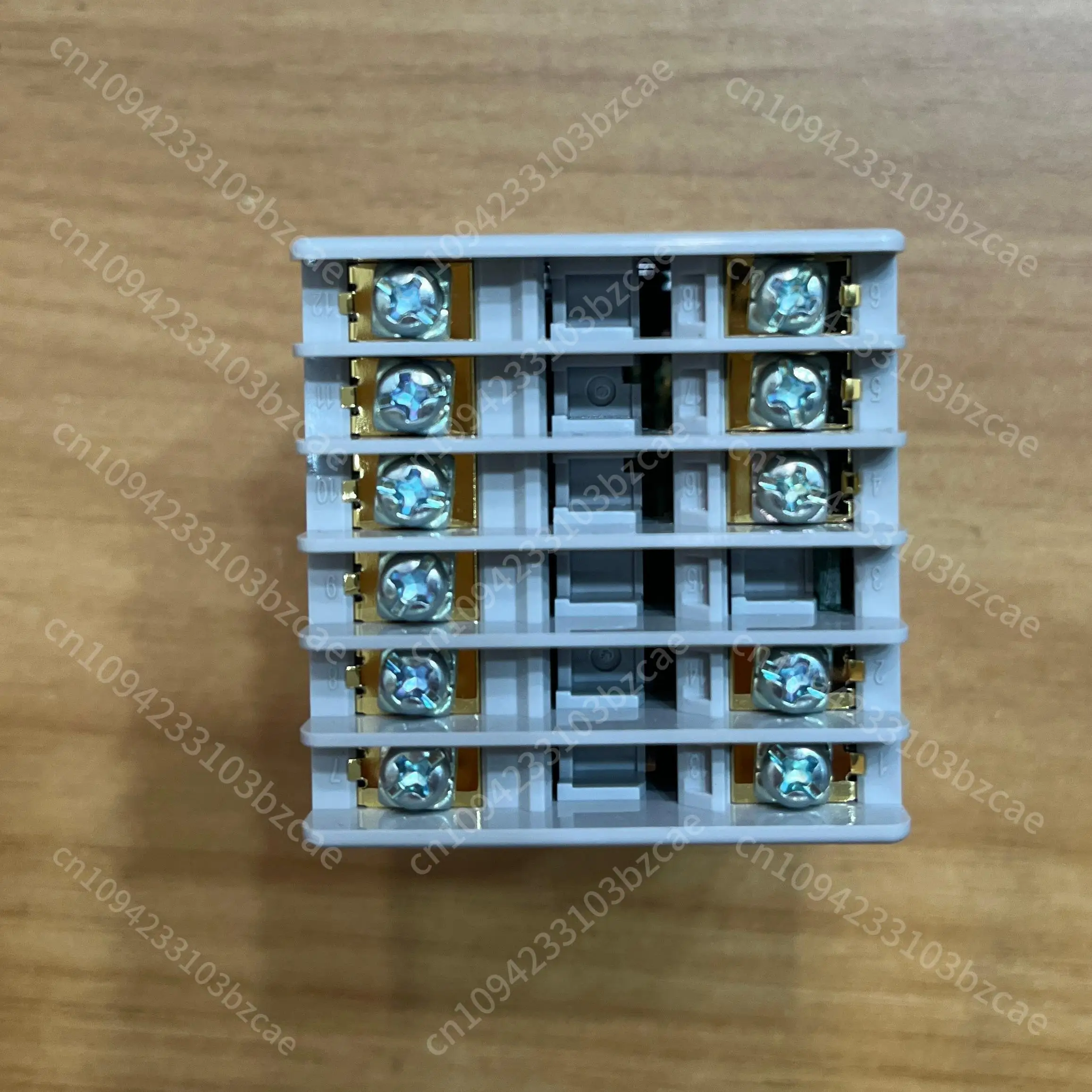 C15TC0LA0100 ترموستات جديد ومبتكر متوفر في المخزون منظم العرض الرقمي C15TC0LA0100