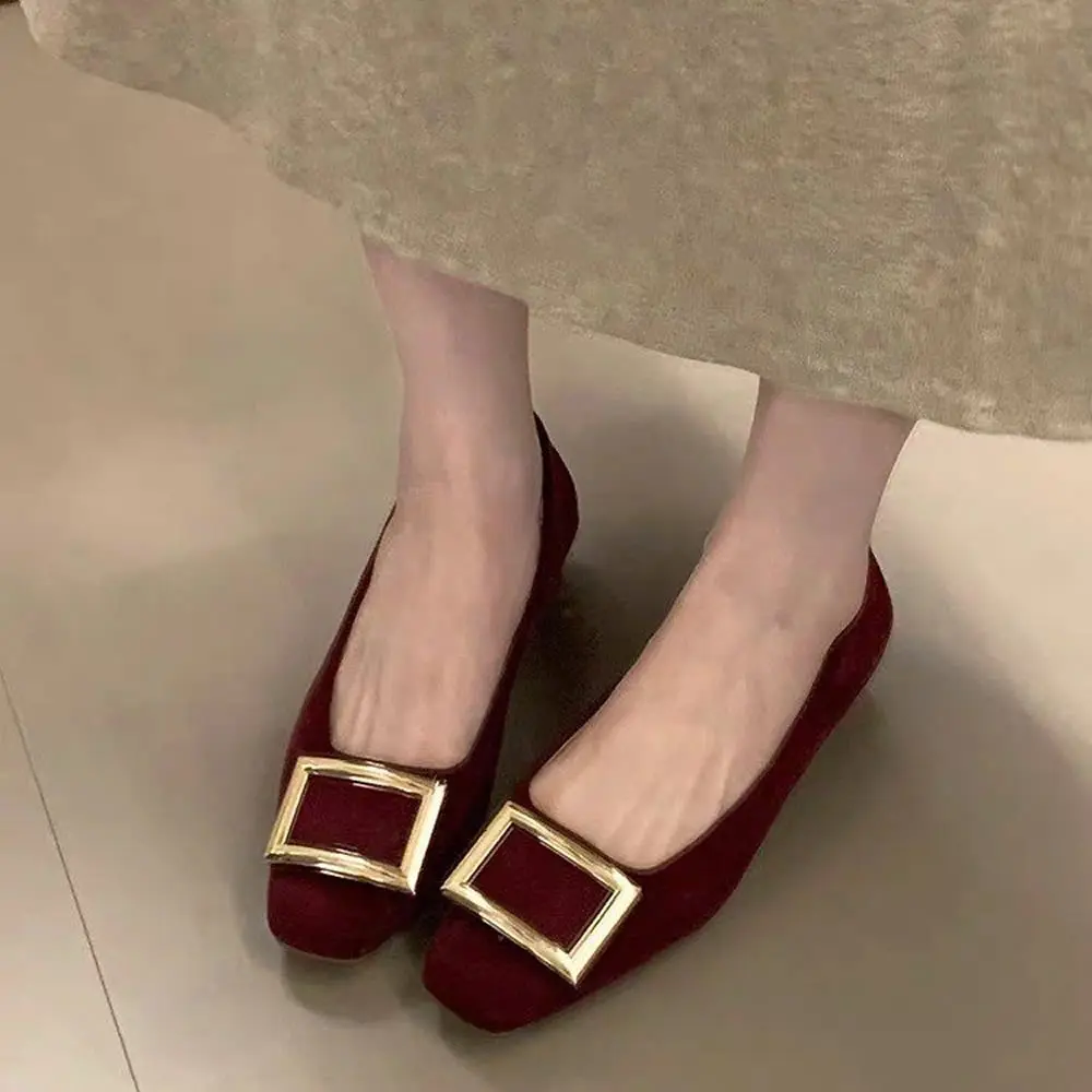 Sepatu Wanita Model Flat Vintage dengan Tali dan Rivet, Ujung Persegi, Ultra Ringan, Hak Rendah, Cocok untuk Pernikahan