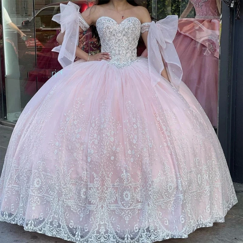 

Luxury Sparkling Ball Gown Quinceanera Dresses 2024 Off the Shoulder Crystal Beading Pageant Gown Long Sweet 16 Dress Vestidos