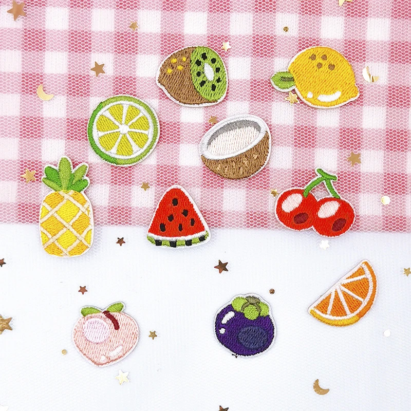 

Fruits Embroidery Patch Patches, DIY Stick-On Pineapple Badges, Cute Patches, Mini Accessories for Hand Made