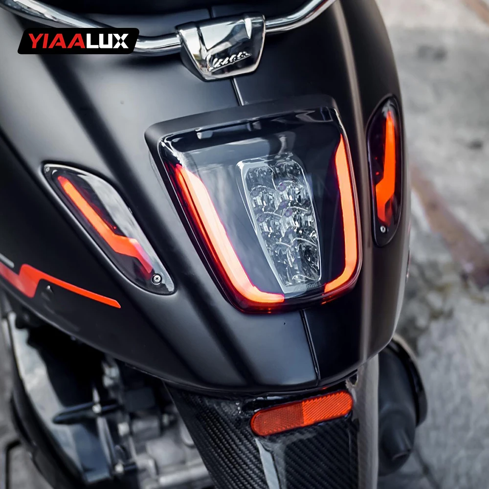 

YIAALUX ZELIONI Style Taiwan Design Black Red Lens Sequential Taillight For Vespa Sprint And Primavera