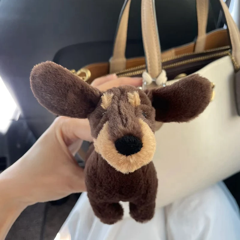 

Милая плюшевая игрушка-собака такса 15 см, маленький кулон, аксессуар для рюкзака, черная плюшевая игрушка-собака для мальчиков и девочек, подарки на день рождения