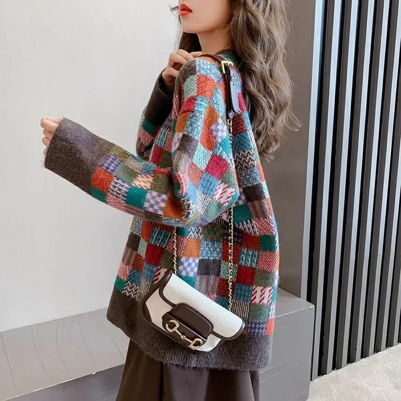 Vintage plaid sweater for women 2023 o neck autumn and winter loose long sleeve plush knitwear sweater pullover female tops