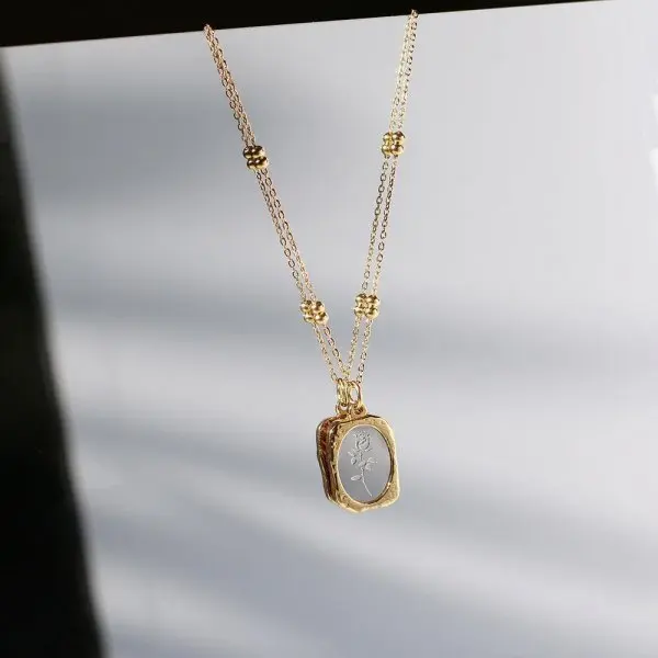 Edelstahl Glänzende Zirkon Rote Erdbeer-Halskette für Frauen Niedliche Romantische Herz-Halskette Luxuriöses Freundschaftsschmuck-Geschenk – Detail 7