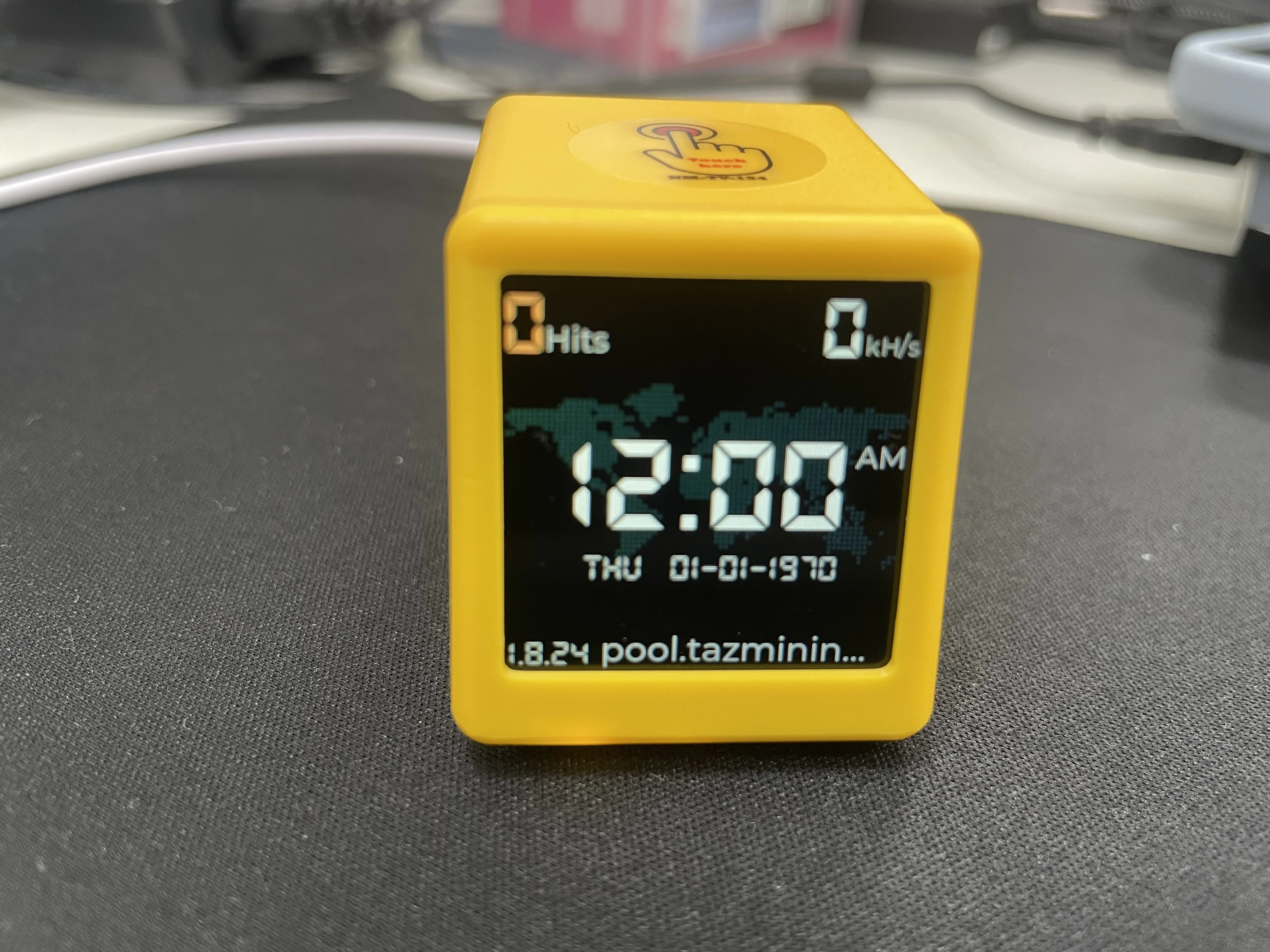 

NMMiner ESP32 BTC Solo Lottery Miner 1000KH/s | Colorful Smart TV Display | Silent Desktop Clock | Creative Smart Gift