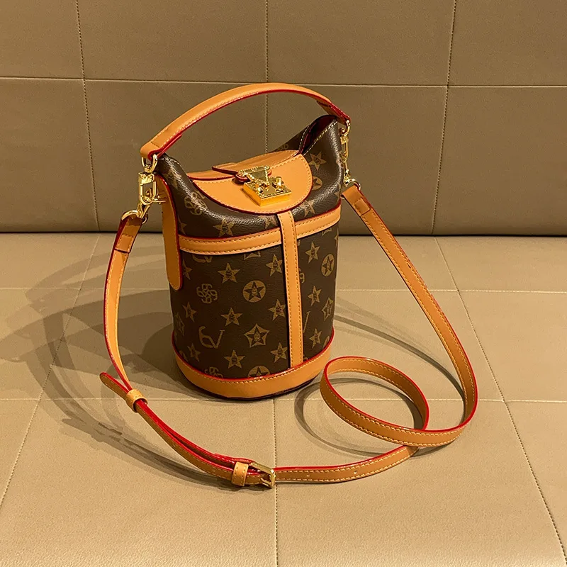 

New Arrival Crossbody Saddle Bag, Stylish Bucket Purse for Women, Top Handle Shoulder Handbag with Large Capacity for Office