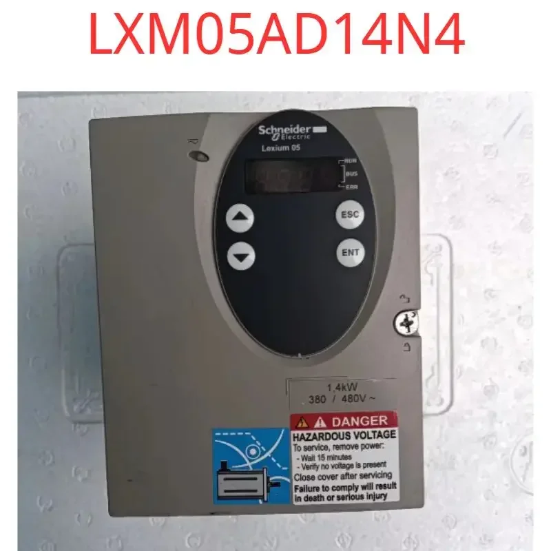 Second-hand test OK LXM05 soft start LXM05AD14N4 1.4kW three-phase 380V