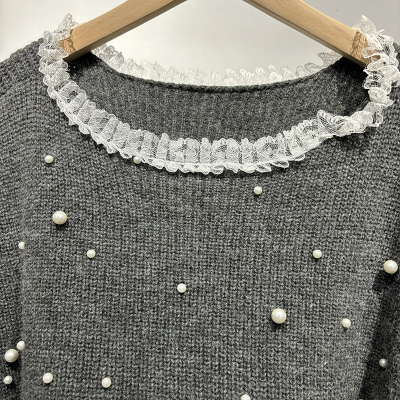 เสื้อสเวตเตอร์ไหมพรมสองชิ้นประดับลูกปัดสำหรับผู้หญิง ฤดูหนาว ปี 2025 พร้อมกระโปรงและเสื้อคลุมขนสุนัขจิ้งจอกแท้สำหรับฤดูใบไม้ร่วง