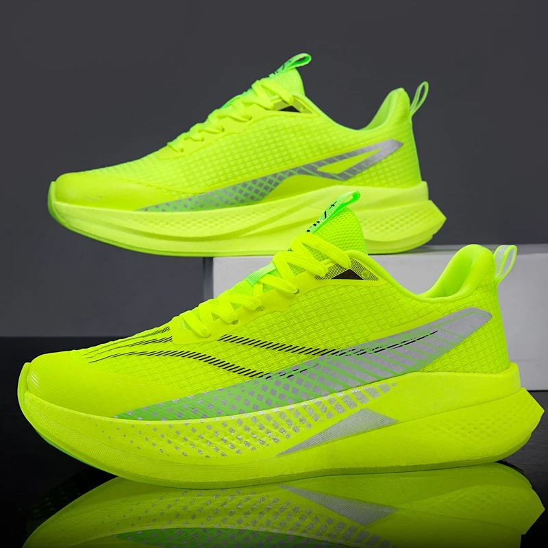

Carbon Plate Air Cushion Men Sports Running Shoes Marathon Breathable Lightweight Women's Comfortable Athletic Nonskid Sneakers
