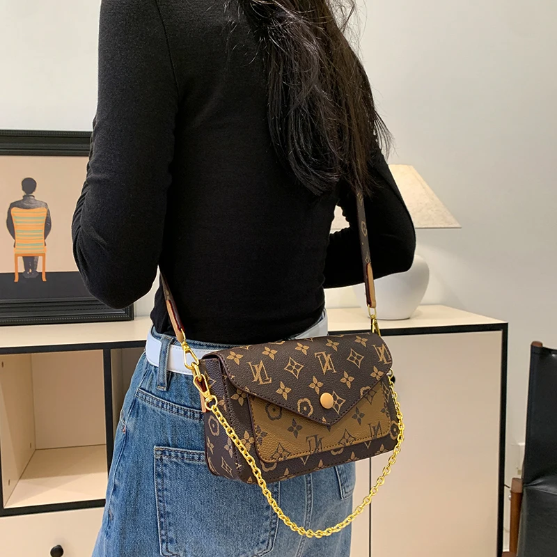 

Luxury Women's Shoulder Bag Designer Inspired Leather Crossbody Messenger Tote Elegant Ladies