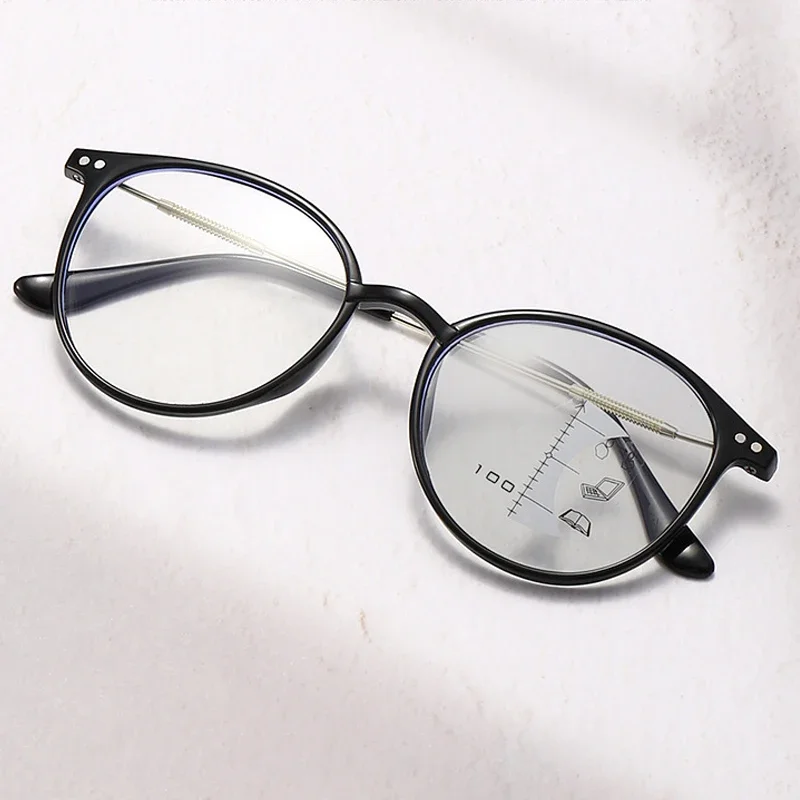 Luxury Near Far Photochromic Glasses Women Round Progressive Multifocal Reading Glasses Men Fashion Color Changing Eyewear