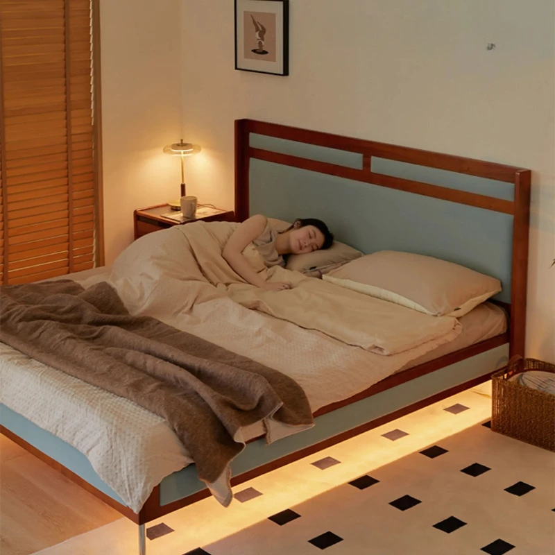 

Modern simple medieval solid wood soft bag bed bedroom household small apartment 1.8 meters retro double bed