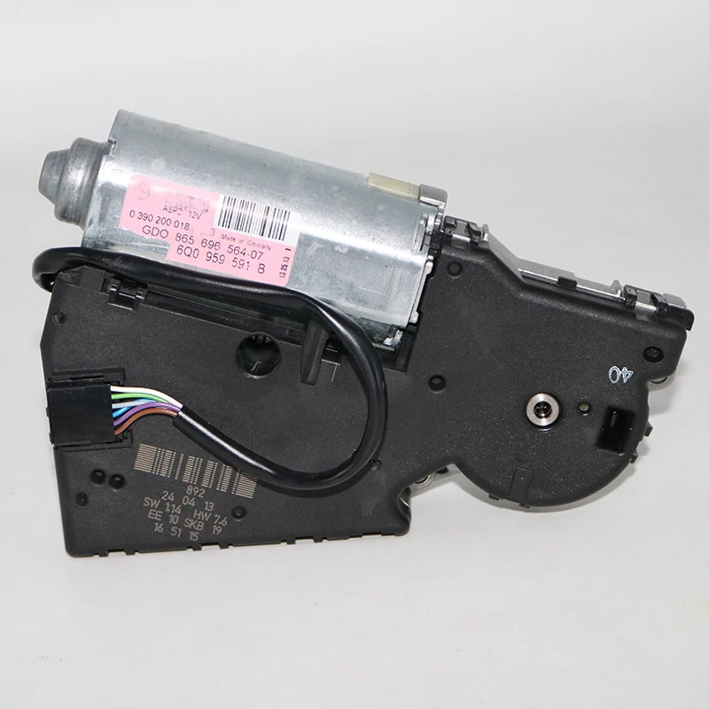 

Car Skylight Motor Sunroof Motor For VW Polo/Derby/Vento-IND Cordoba/Vario Ibiza/ST Regal LaCrosse Cruze Car Accessories